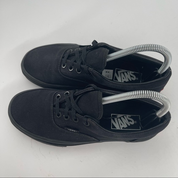 NEW! Vans Classic Black Canvas “Off The Wall” Athletic Shoes Sneakers - Size 7 - Picture 5 of 12